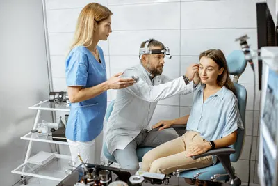 Wikłacz Edward, lek. med. Spec. laryngolog